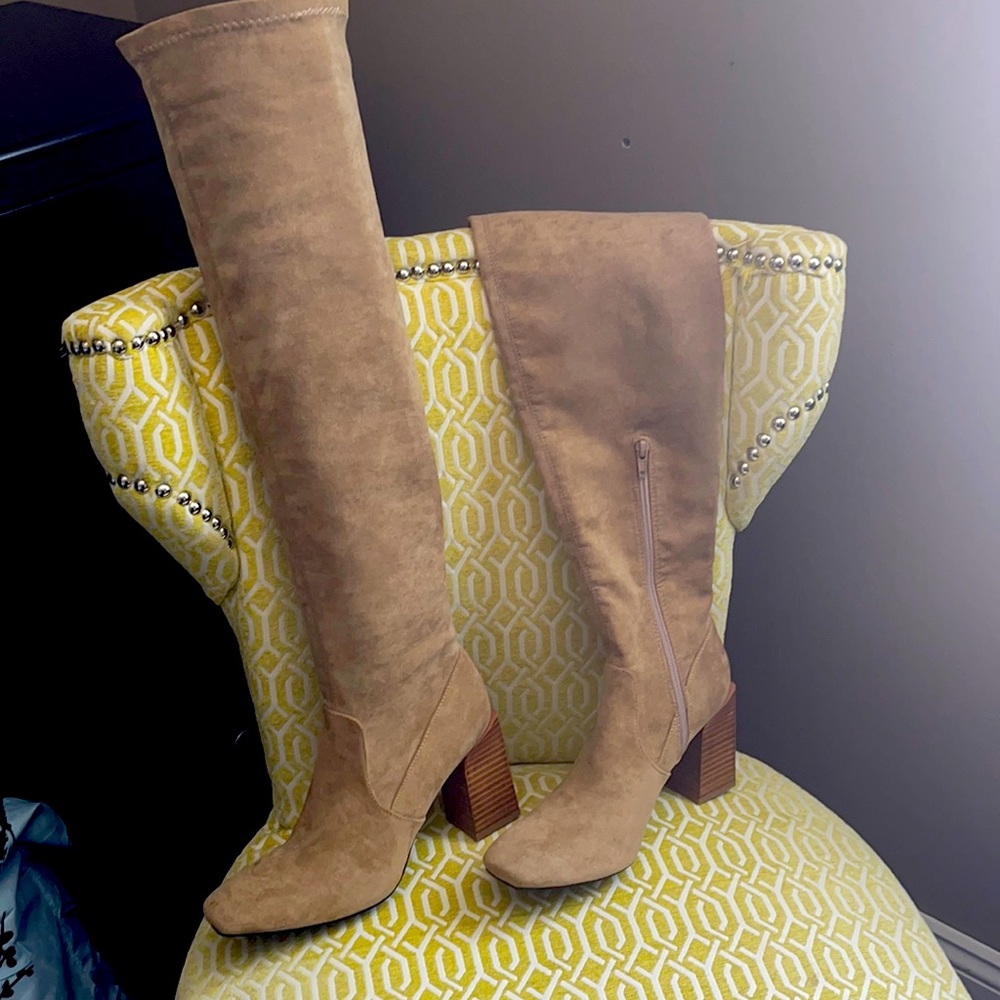 MIIM Women’s sz8 designer suede upper over the knee tan boots
